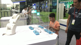 sunbet官网SR4A机械人与现场观多技术比拼.gif